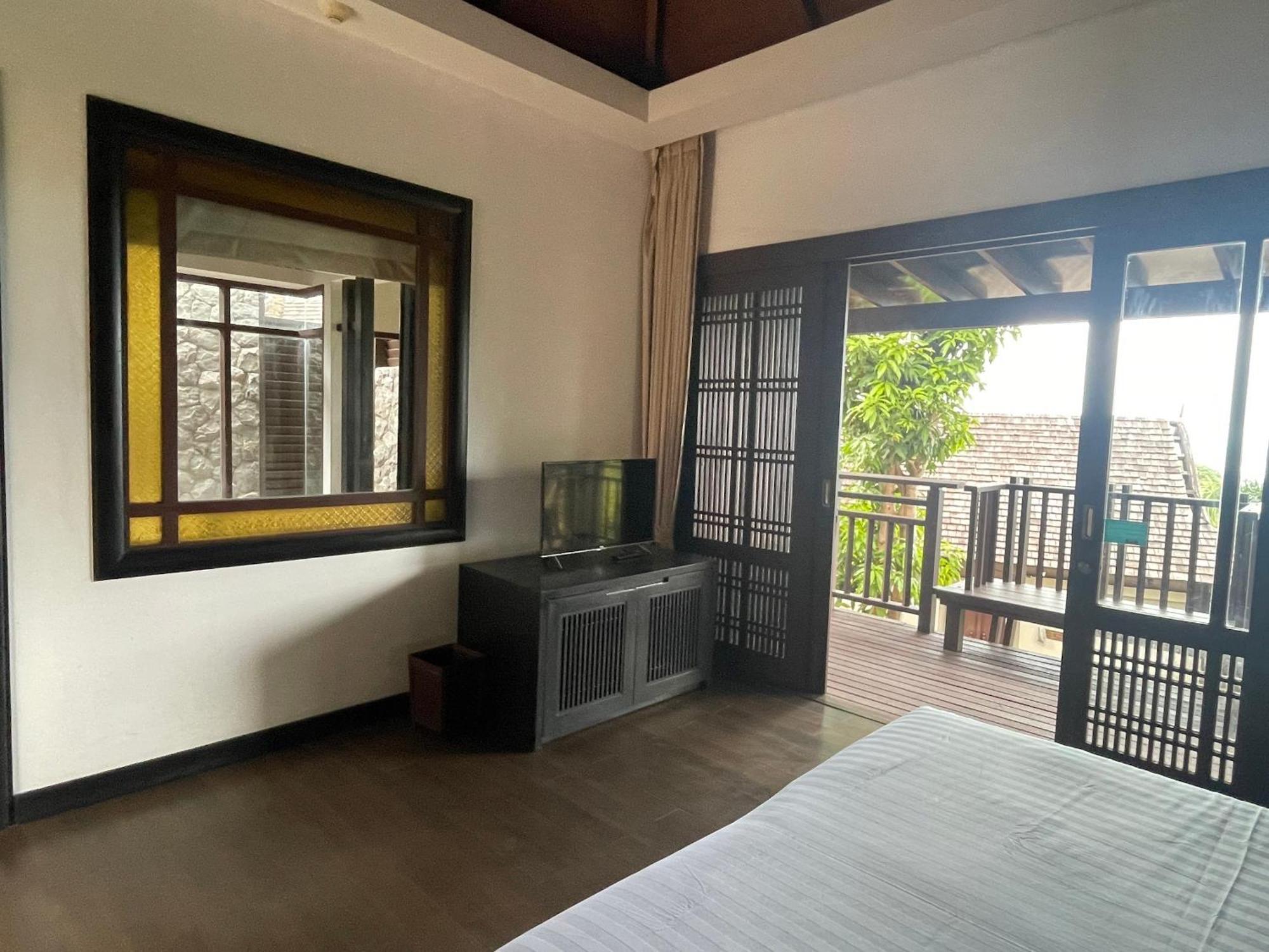 Tempat peranginan Bhundhari Koh Samui